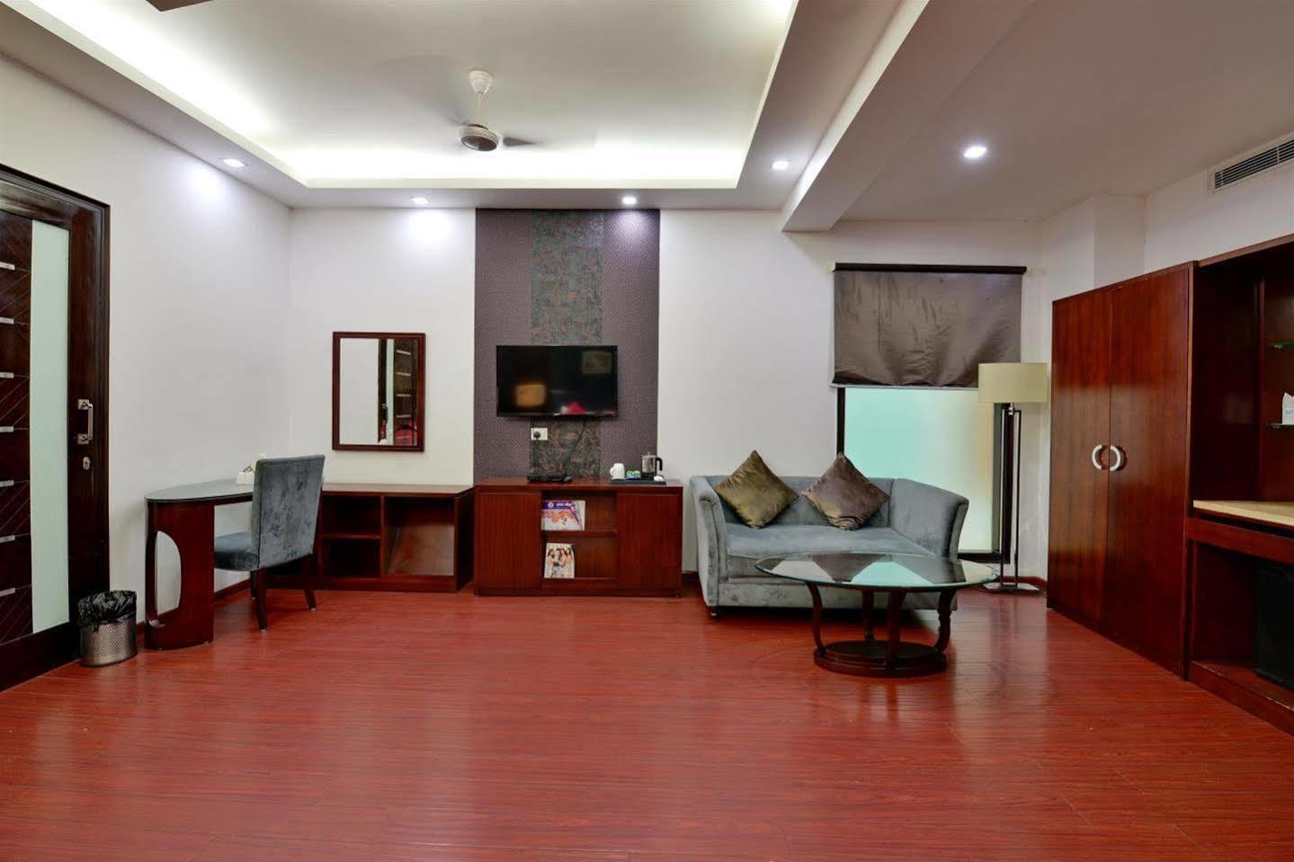 Hotel Prem Plaza Karnal Luaran gambar